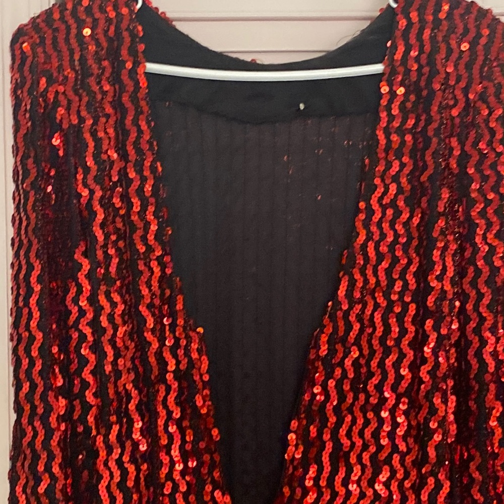 Long red sequins evening dress